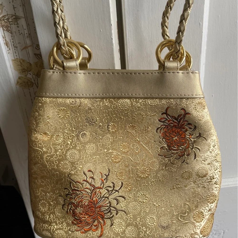 Vintage purse